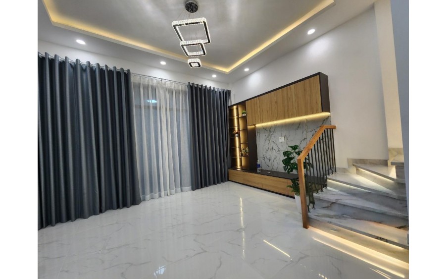 BÁN NHÀ HXH  ,  6 TỶ 500 ,  SỞ HỬU NHÀ ĐẸP 66 m2 , BÀ HOM , PHƯỜNG 13, QUẬN 6